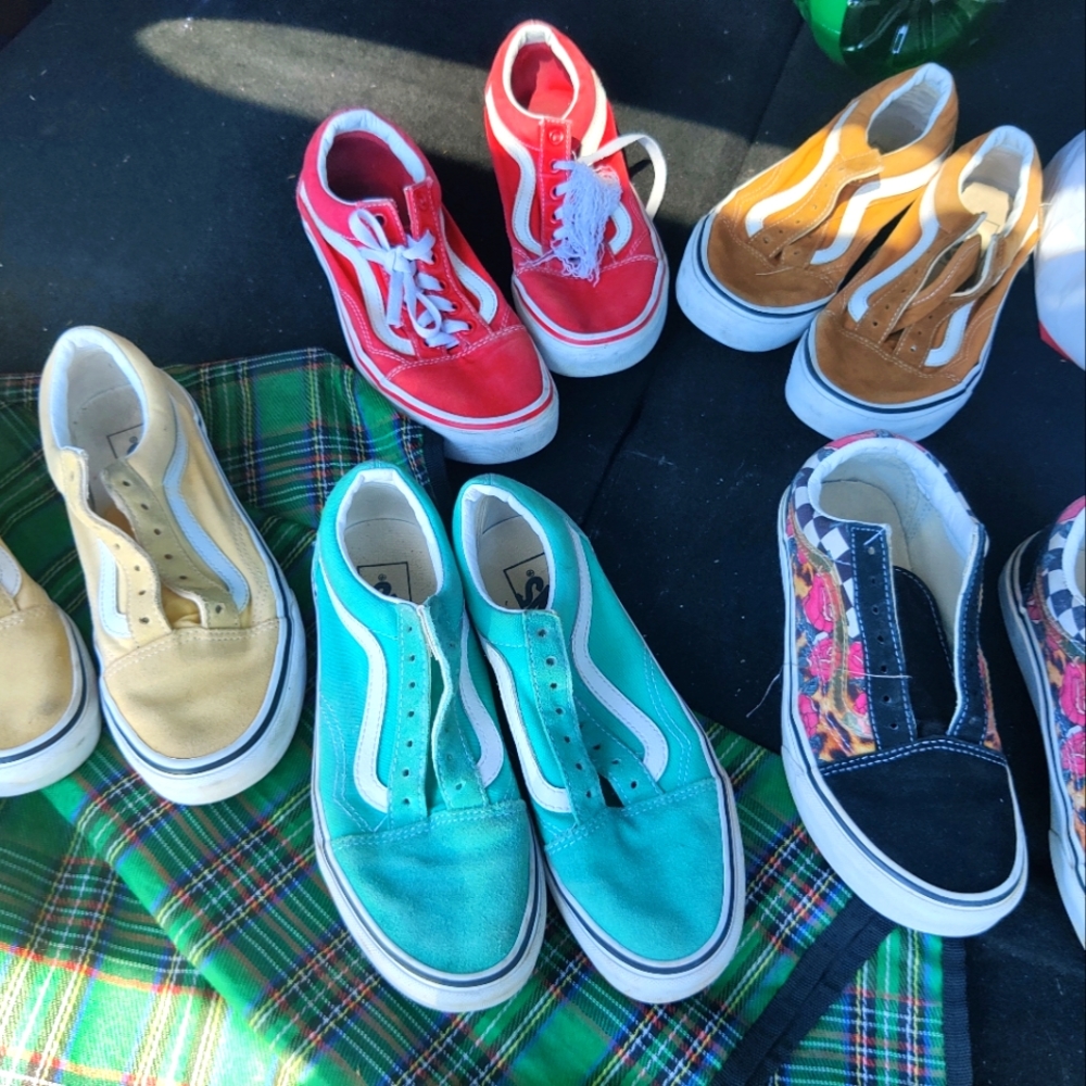 Shoes - Picture 1 of 1